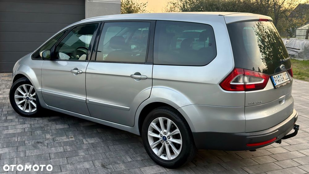 Ford Galaxy 2008 photo 4