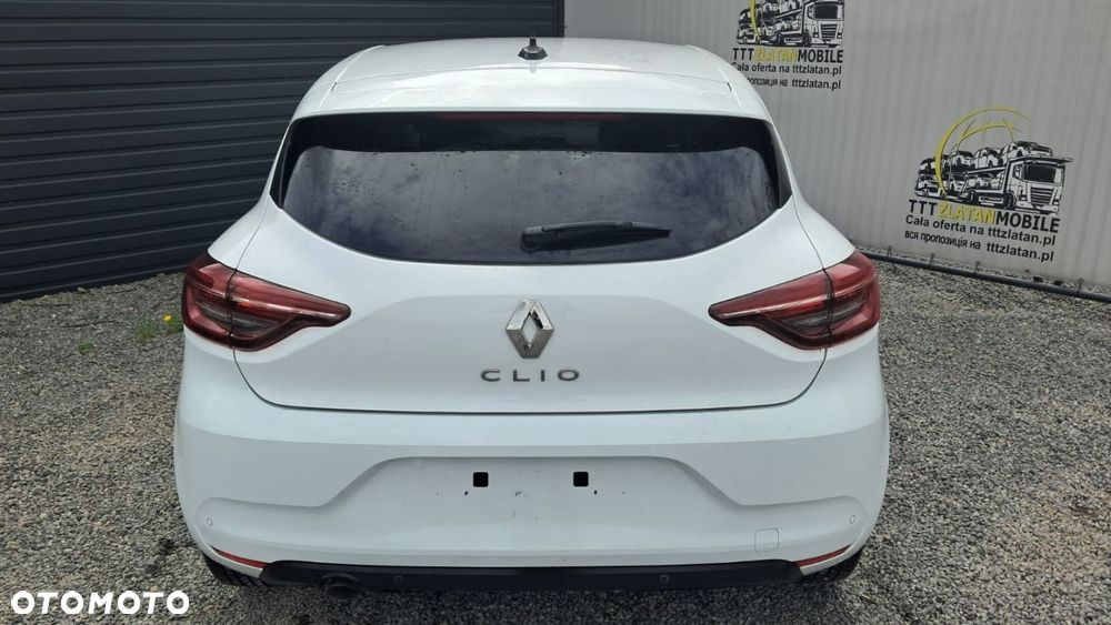 Renault Clio - 10