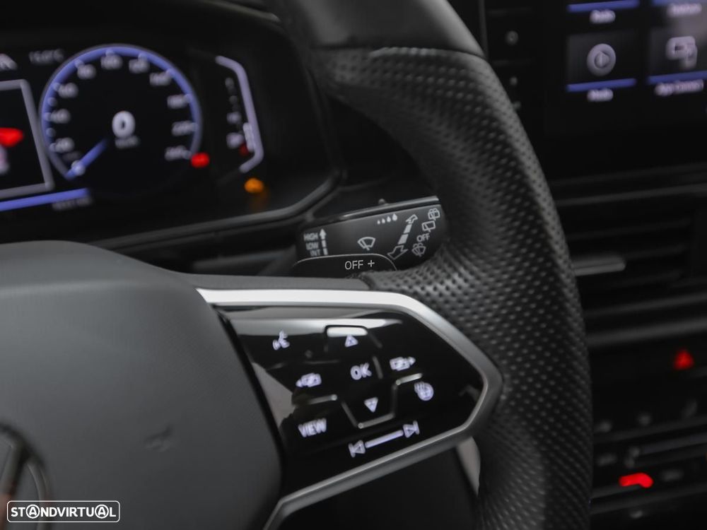 VW T-Roc 1.5 TSI R-Line DSG - 19