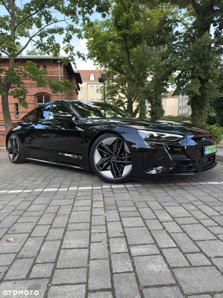 Audi e-tron GT - 19