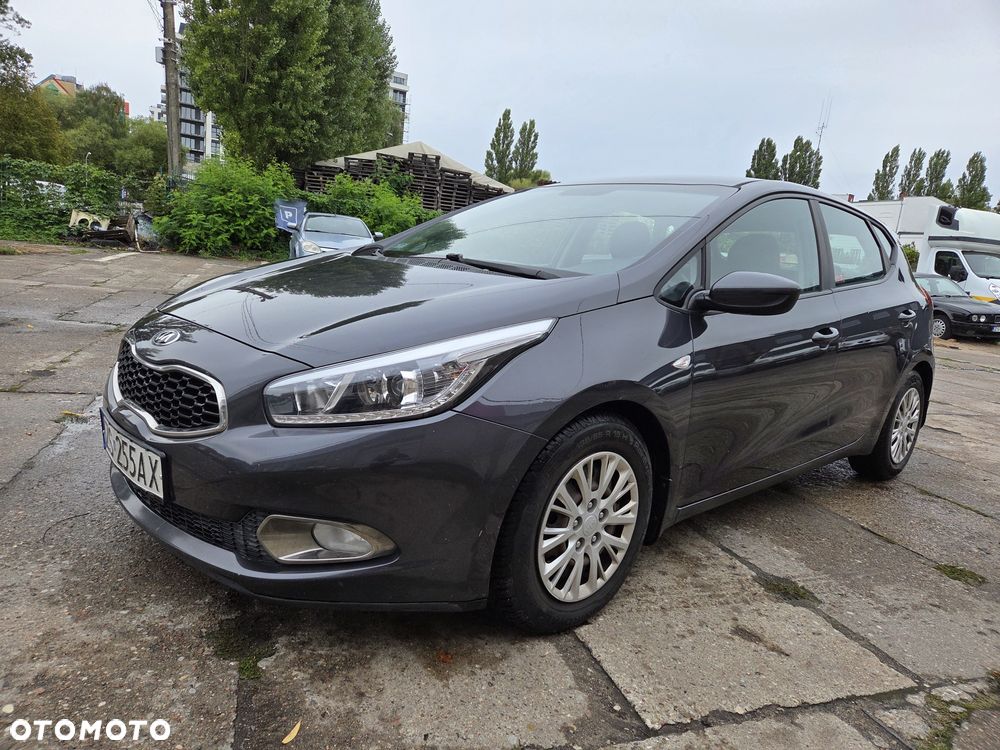 Kia Ceed - 1