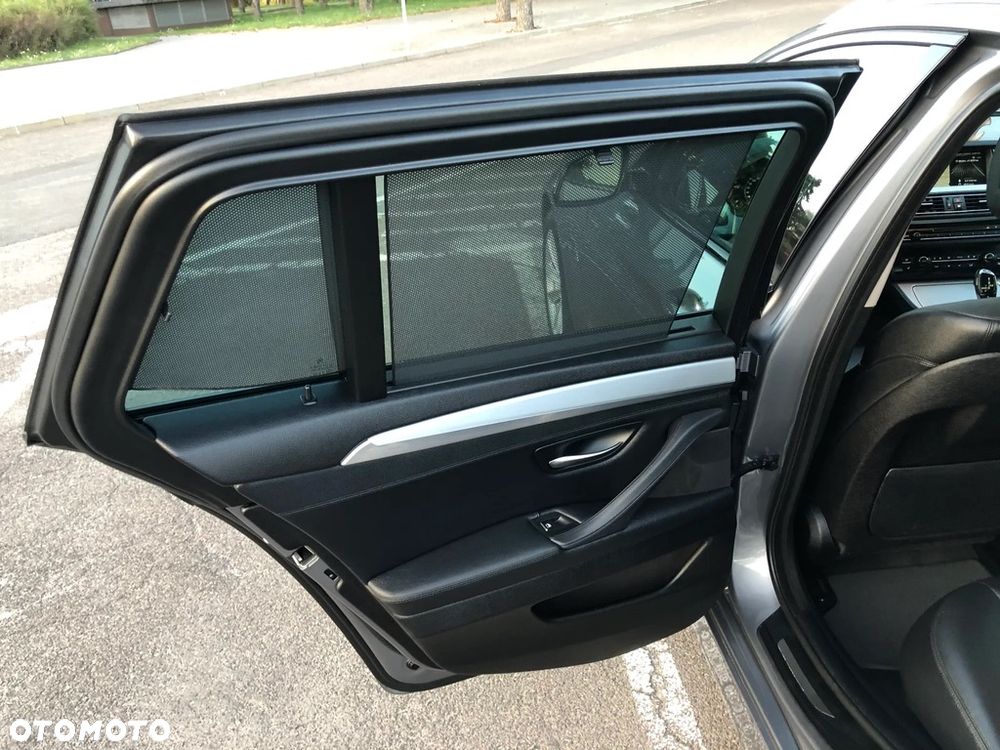 BMW Seria 5 520d - 22