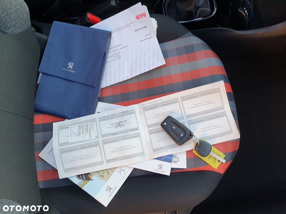 Peugeot 108 VTI 72 Top Allure - 14