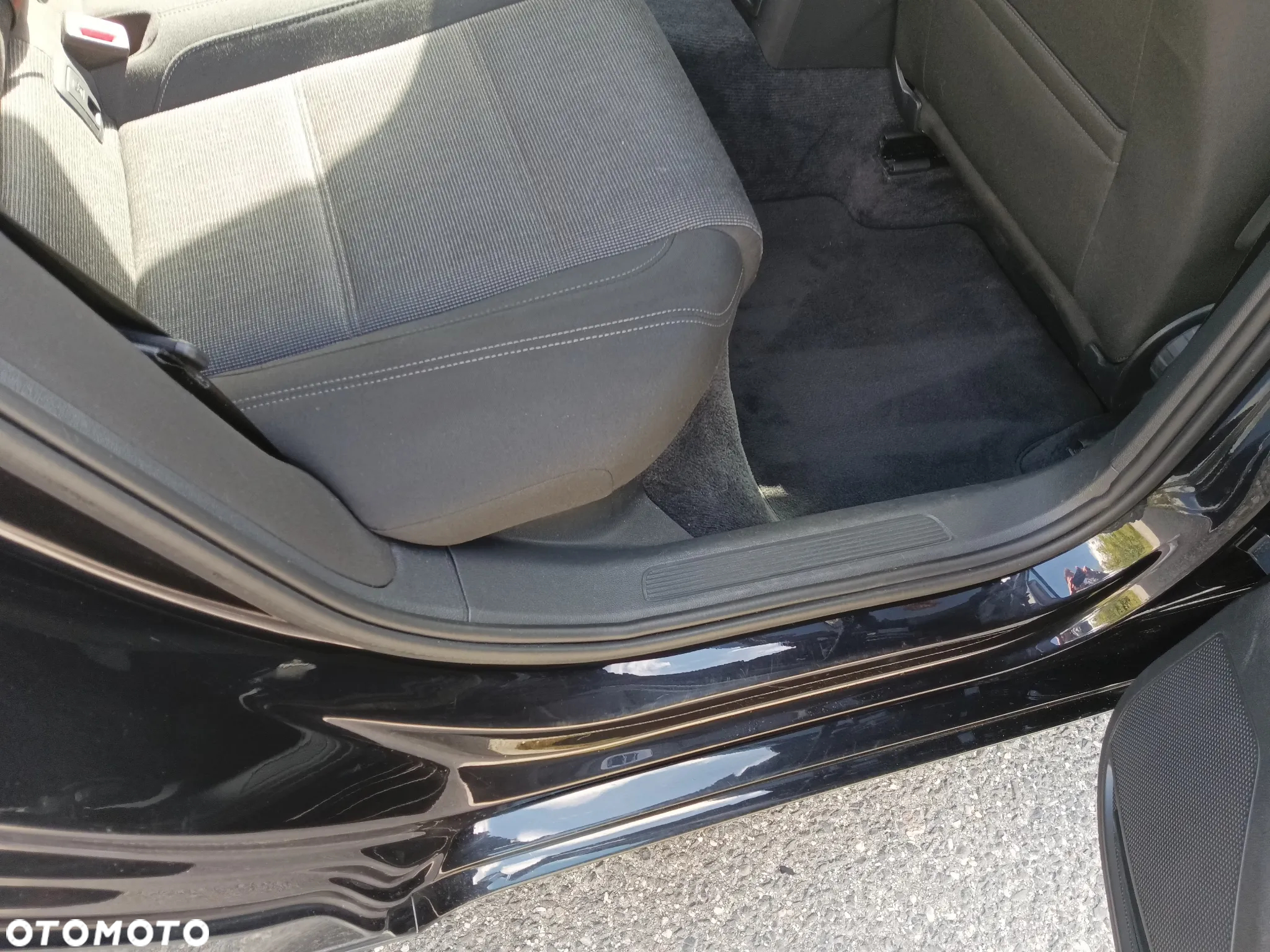Volkswagen Passat 2.0 TDI BMT Comfortline - 26