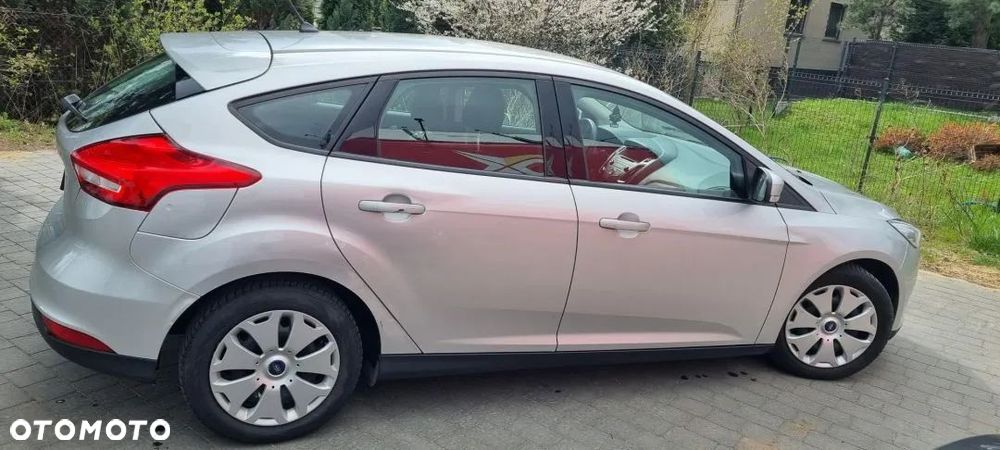 Ford Focus 1.5 TDCi Trend - 4