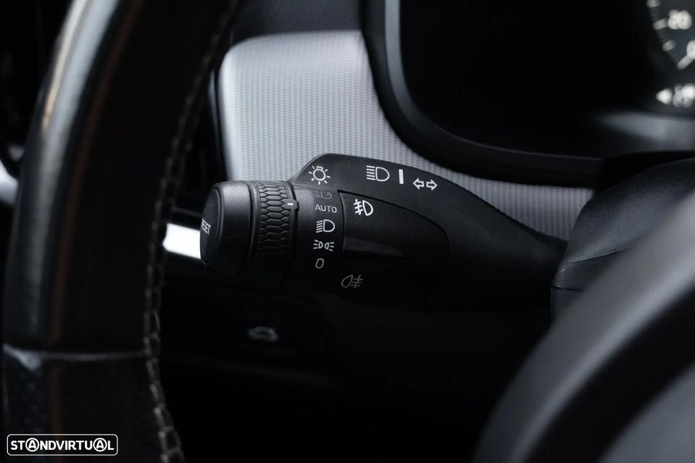 Volvo V90 2.0 D4 R-Design Geartronic - 41