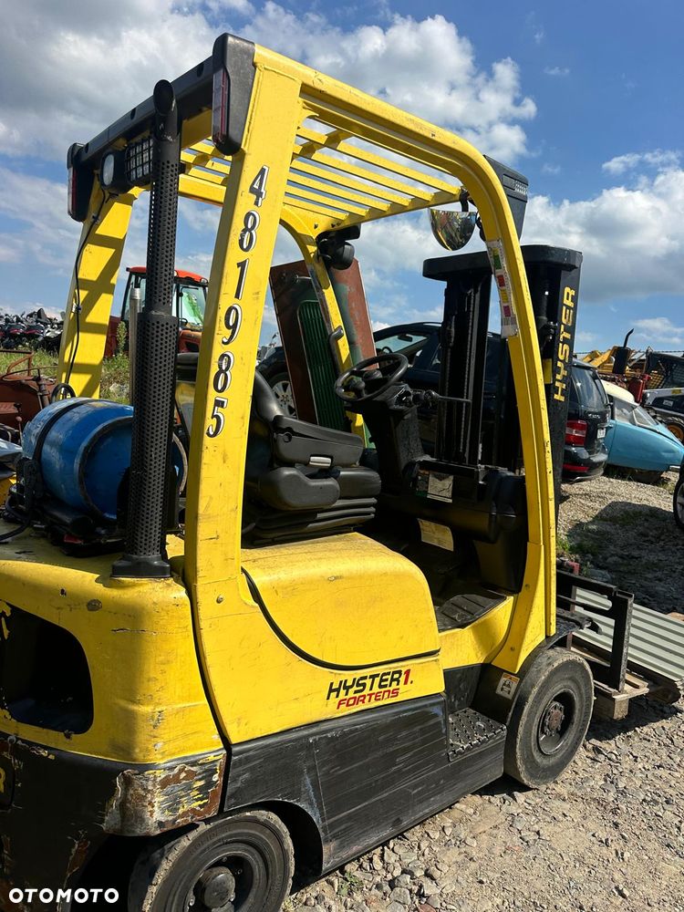 Hyster Wózek Widłowy Gazowy LPG Hyster Udźwig 1.5 Tony TDL Przesuw boczny - 1