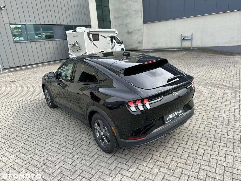 Ford Mustang Mach-E 75kWh RWD - 23