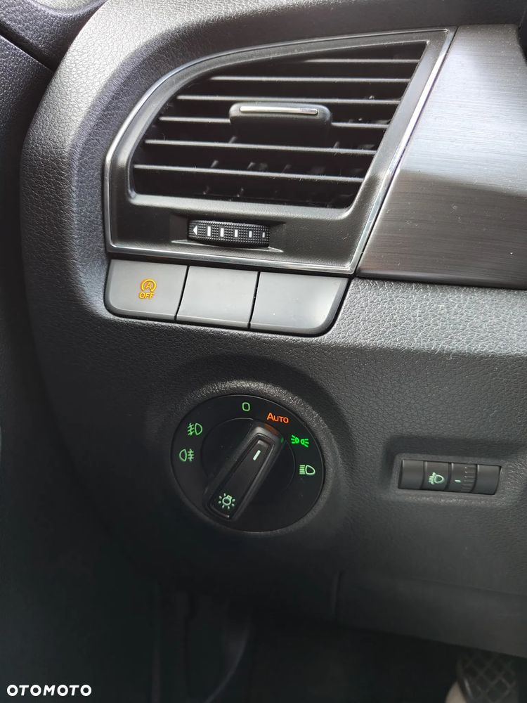 Skoda Fabia 1.0 MPI Clever - 17
