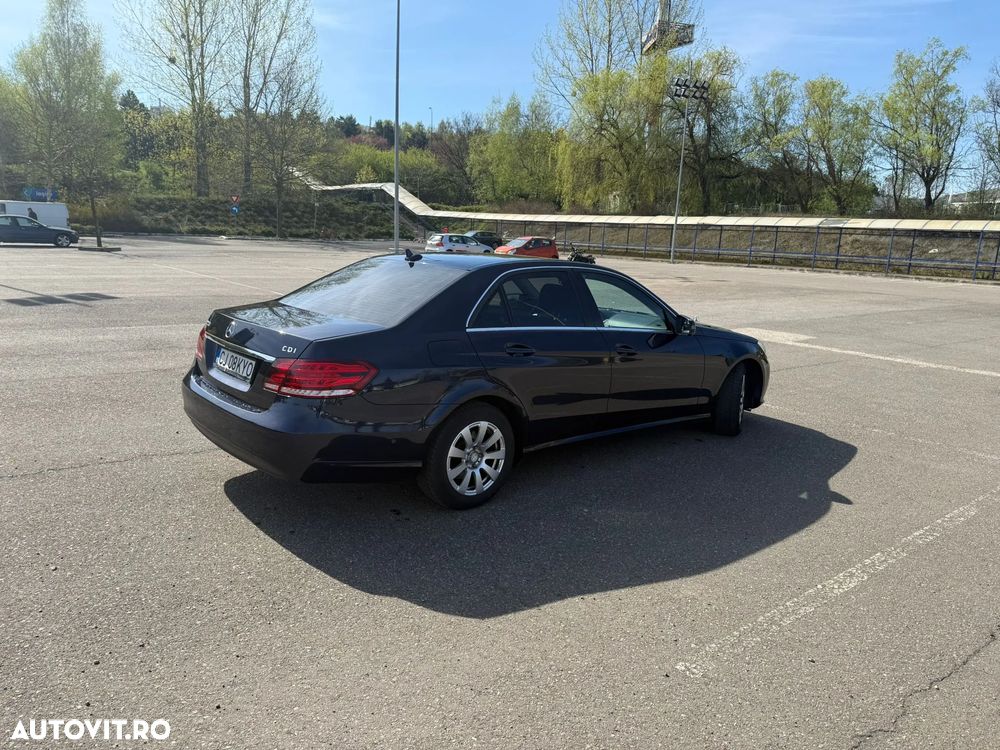 Mercedes-Benz E 220 BlueTEC BlueEFFICIENCY 7G-TRONIC Edition - 3