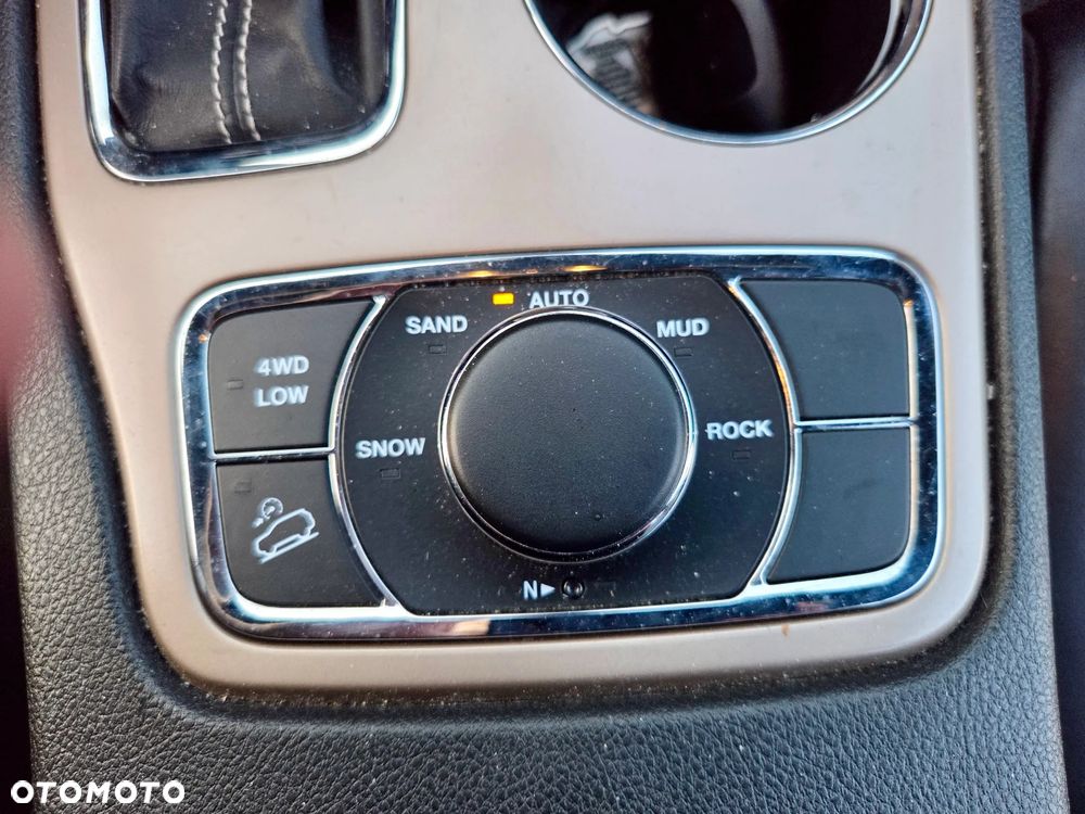 Jeep Grand Cherokee 3.6 V6 Limited - 29
