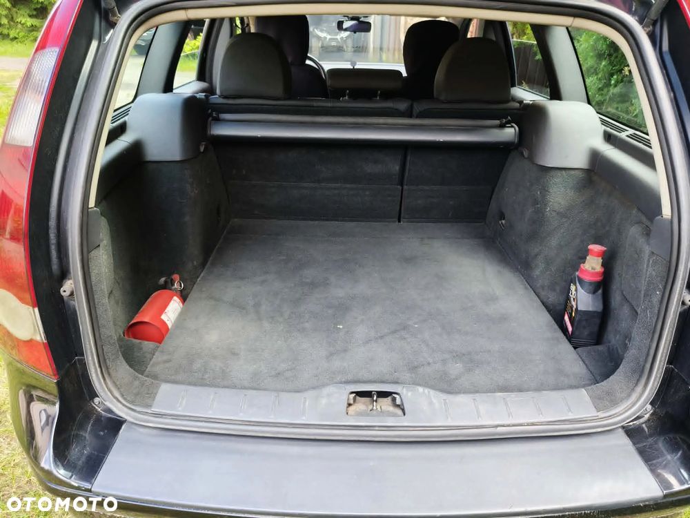 Volvo V50 2.0D - 8