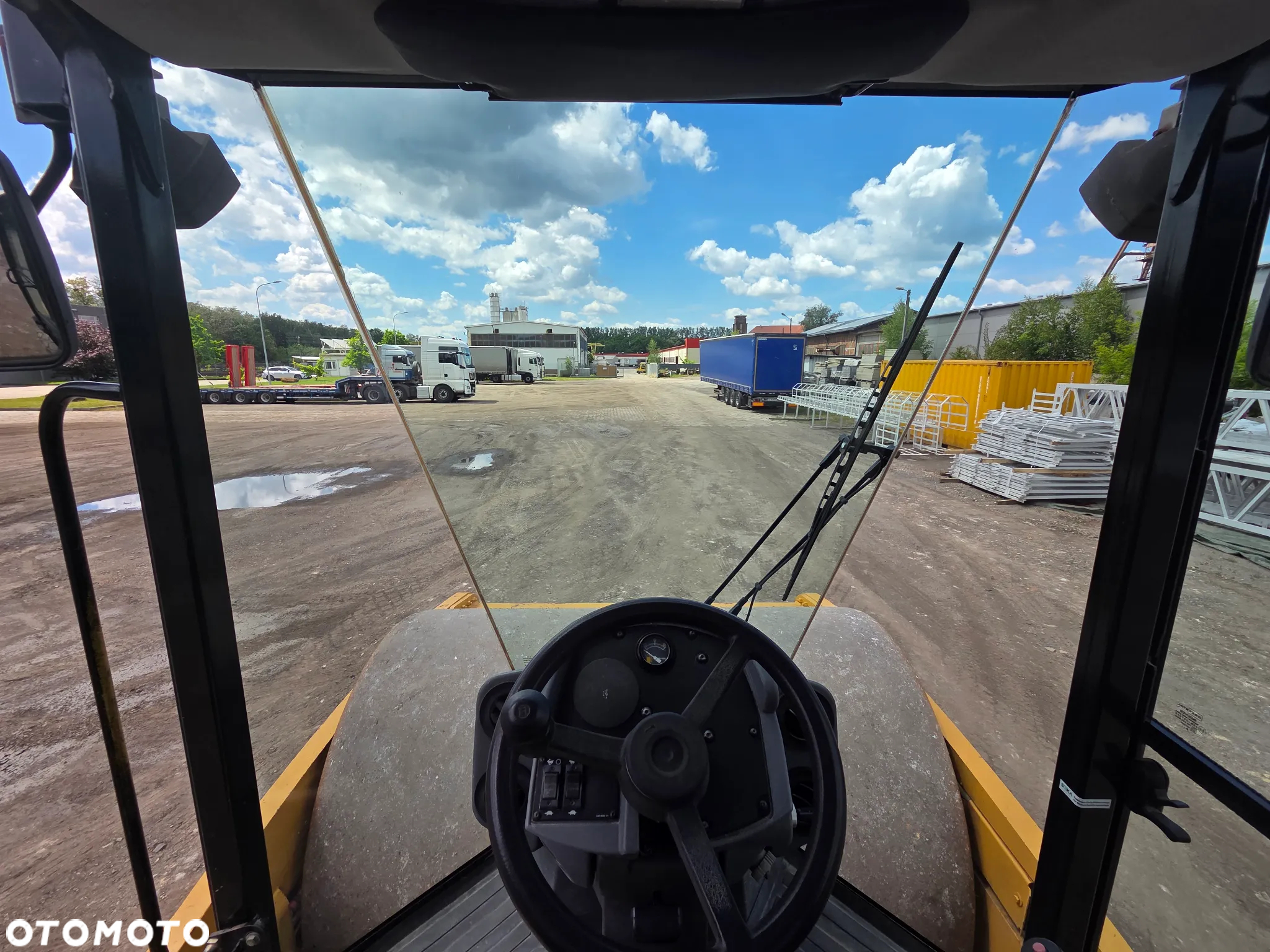 Caterpillar CAT 663 E - 17