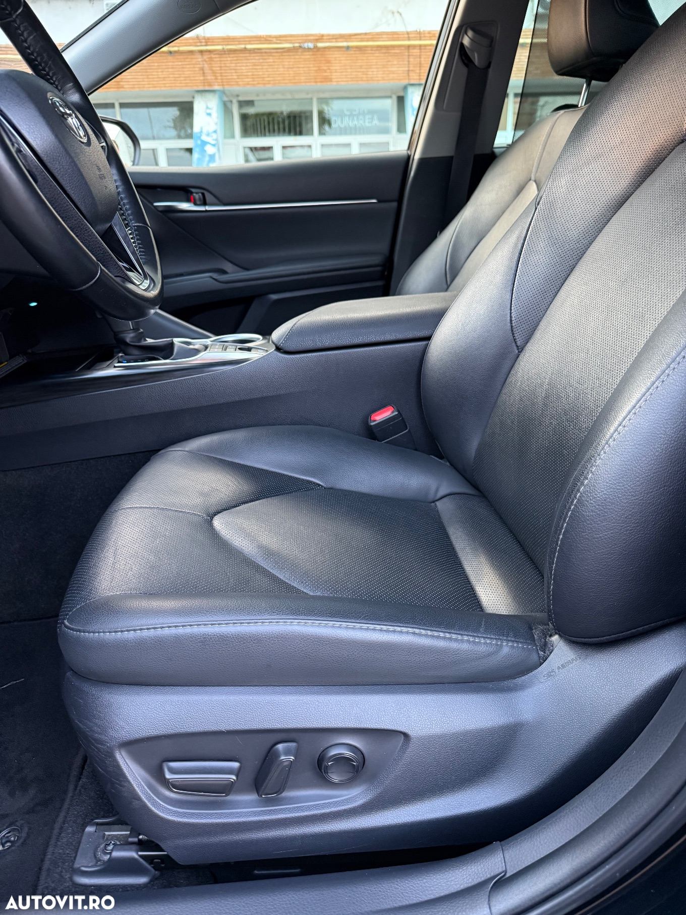Toyota Camry 2.5 Hybrid Exclusive - 20