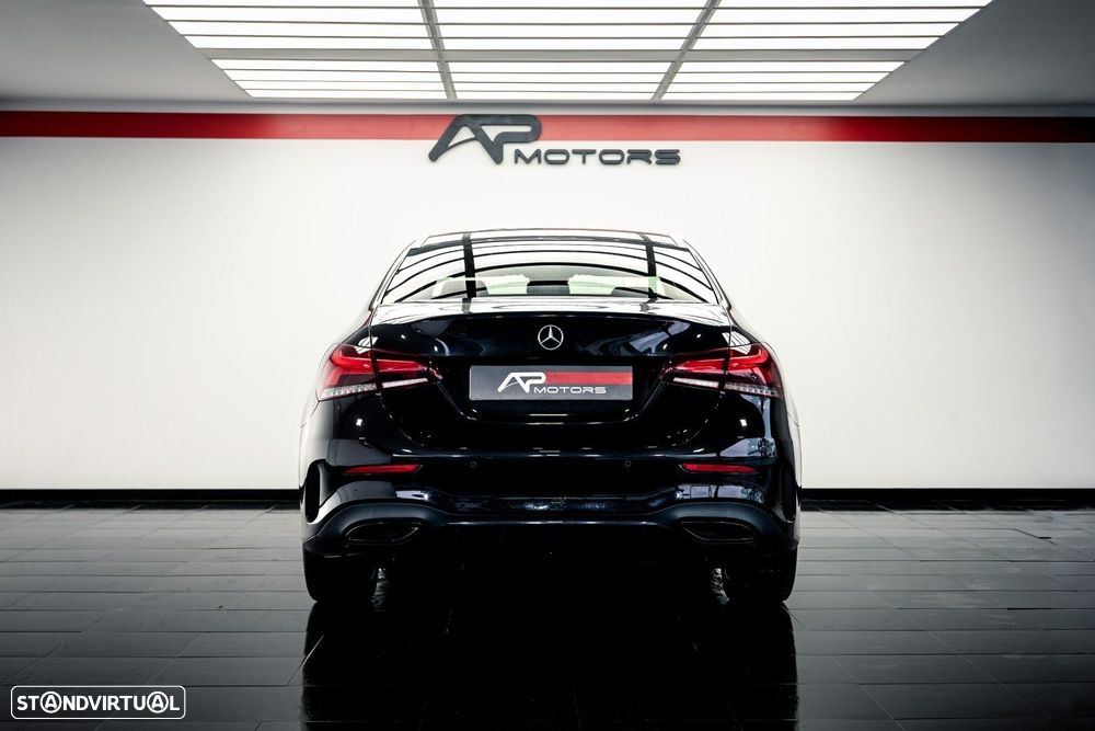 Mercedes-Benz A 250 Limousine e AMG Line - 11