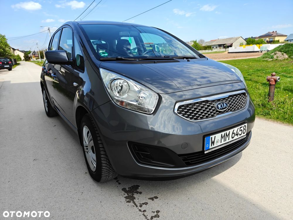 Kia Venga 1.4 CVVT Fifa World Cup Edition - 1