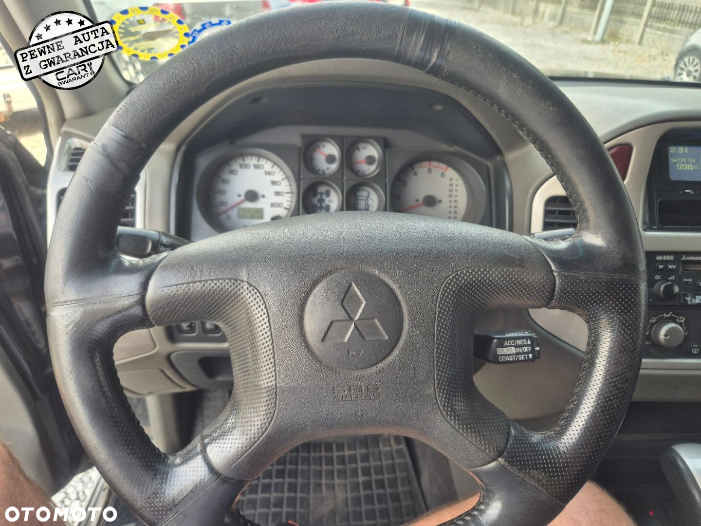 Mitsubishi Pajero - 21