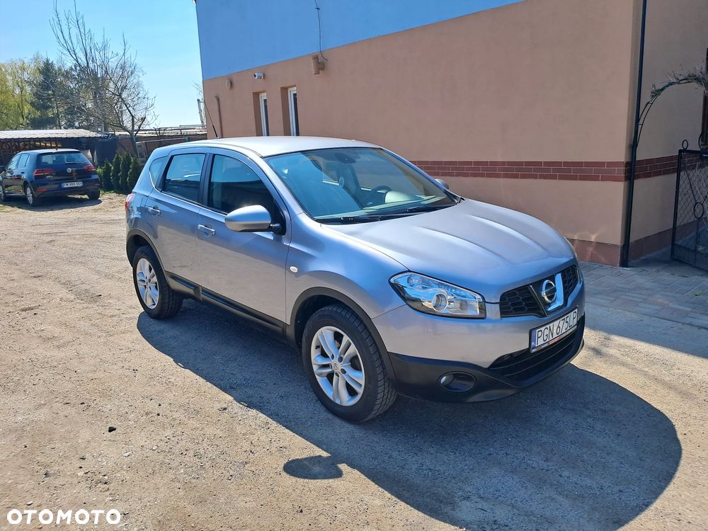 Nissan Qashqai - 1