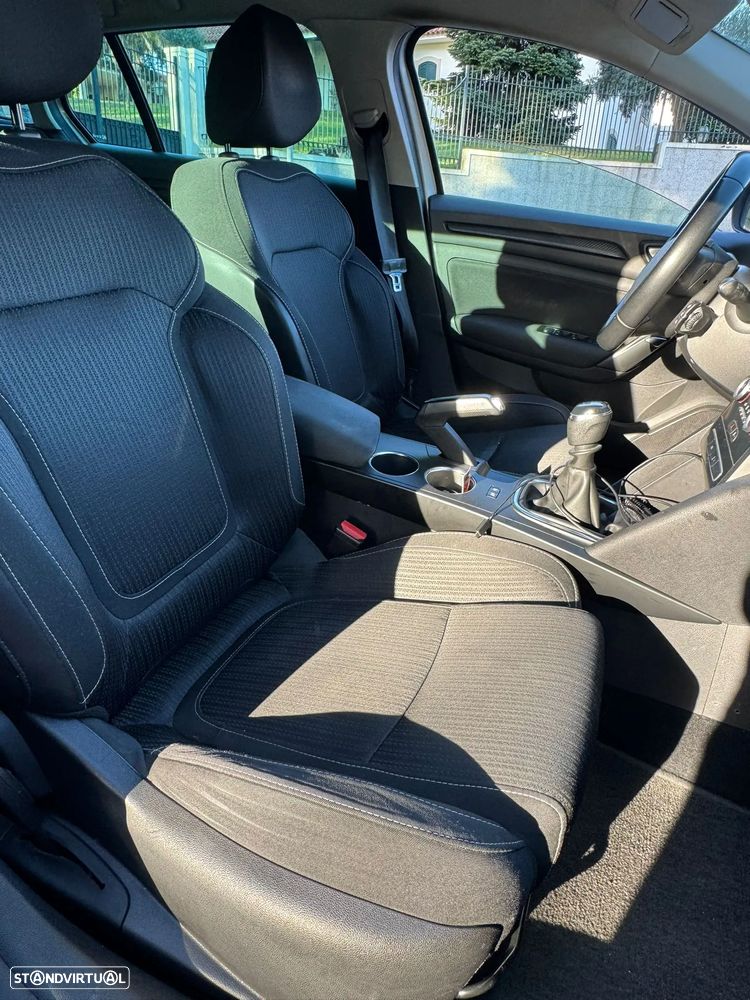 Renault Mégane Sport Tourer 1.5 dCi Limited - 10
