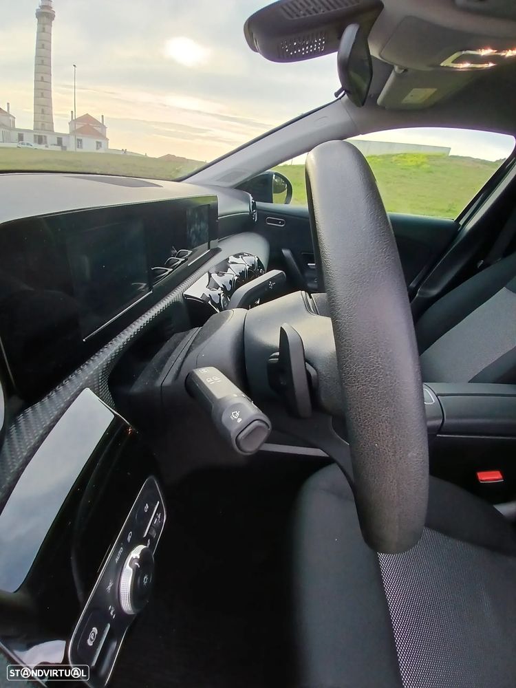 Mercedes-Benz CLA 250 - 14