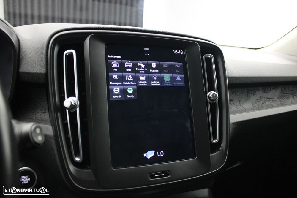 Volvo XC 40 1.5 T2 Momentum Core - 18