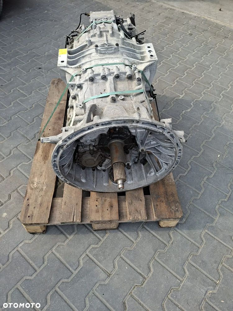 Skrzynia biegów Scania V8 G33CM1 + Retarder R4700D + Przystawka PTO - 1