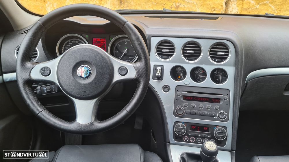 Alfa Romeo 159 Sportwagon 2.0 JTDm Distinctive P.Sport+ - 12