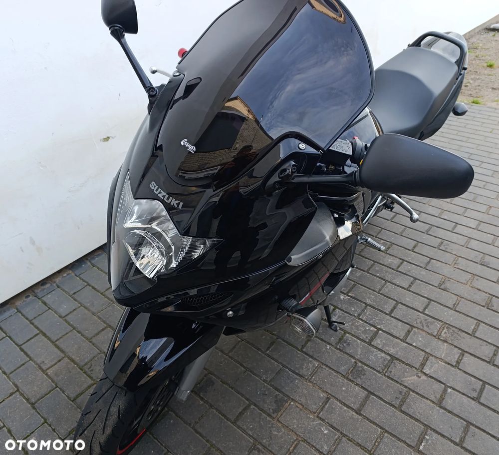 Suzuki GSX - 9