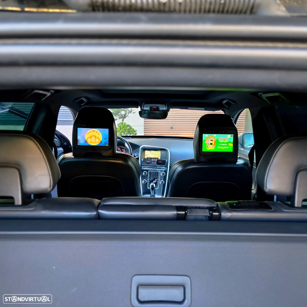 Volvo XC 60 2.0 D4 R-Design Summum - 16