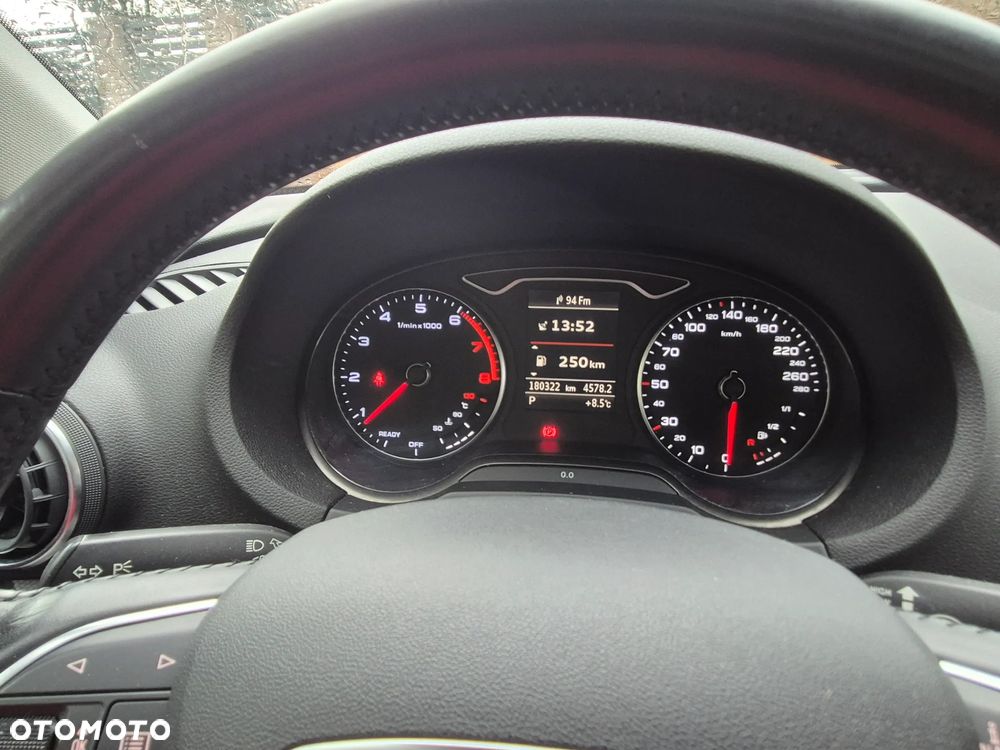 Audi A3 3-drzwiowe 1.2 TFSI S tronic Attraction - 28