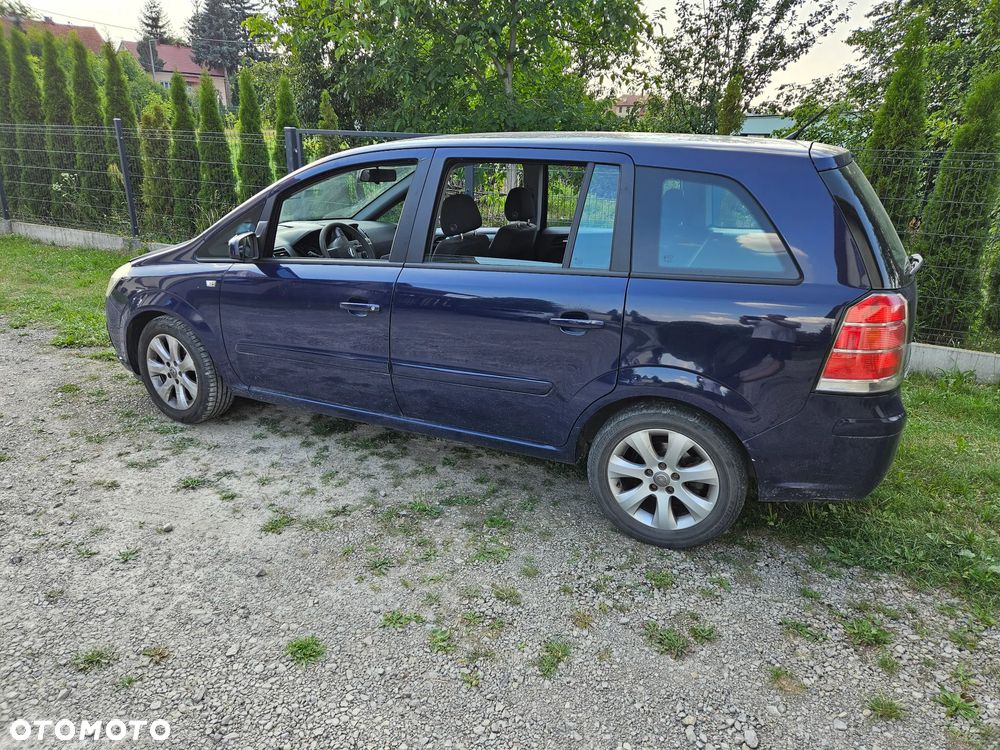 Opel Zafira 1.8 Elegance - 2