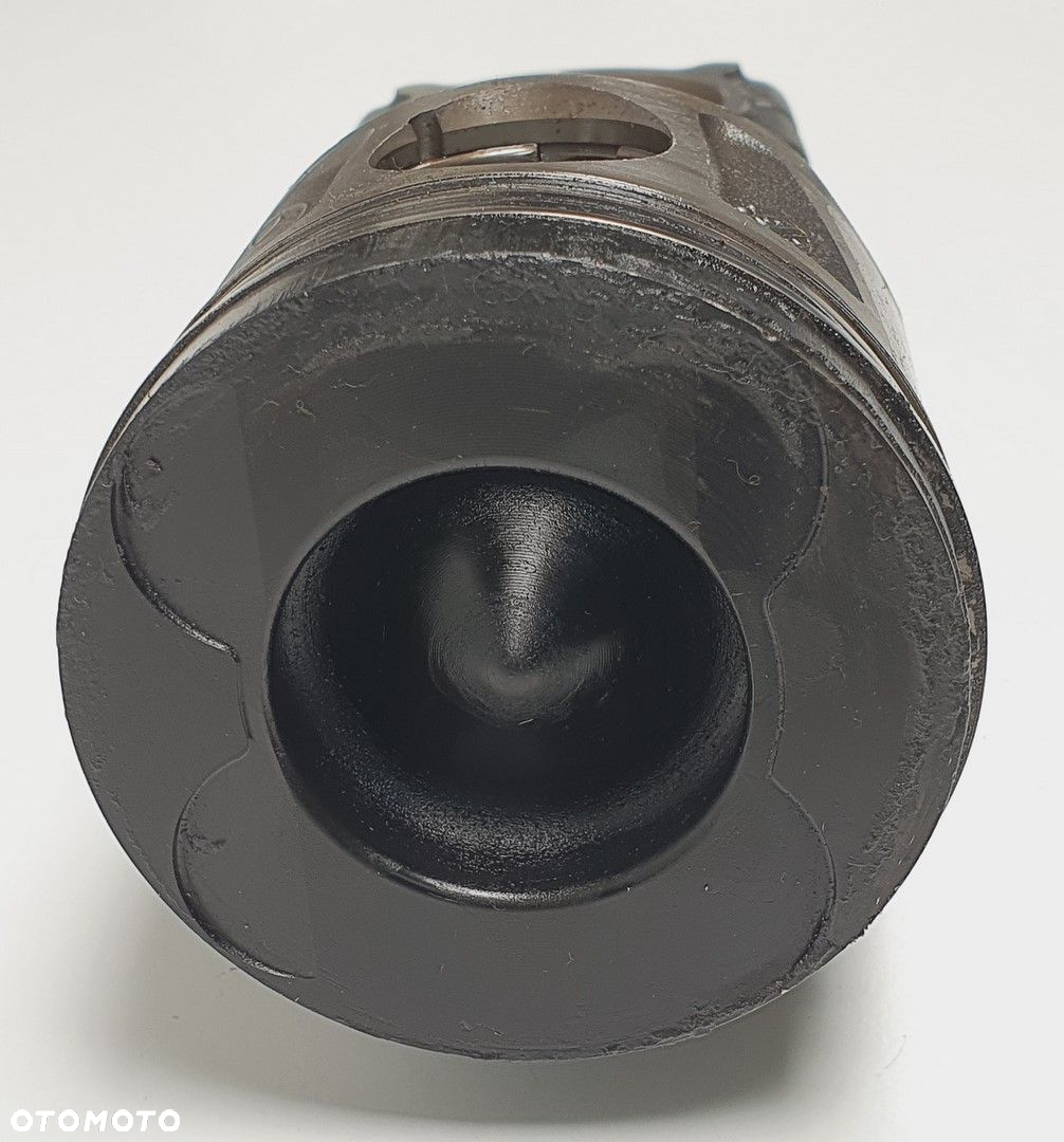 TŁOK KORBOWÓD MERCEDES W245 W169 2.0 CDI 8340A - 4