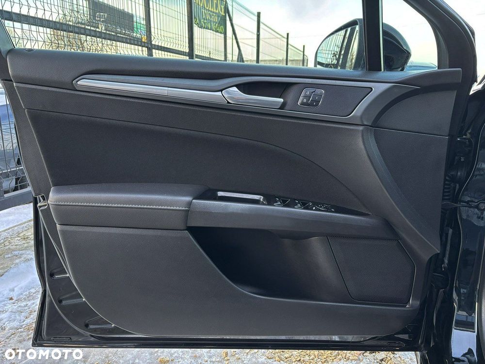 Ford Mondeo - 13
