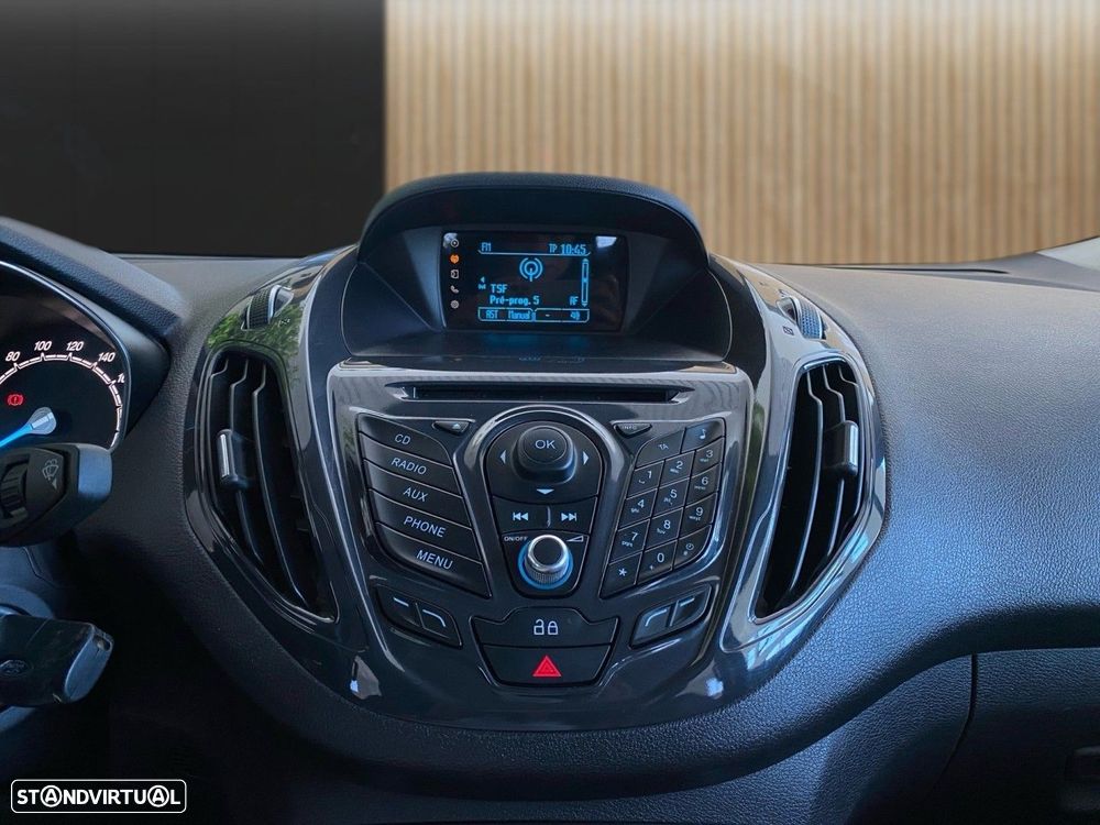 Ford Tourneo Courier 1.0 EcoBoost Titanium - 4