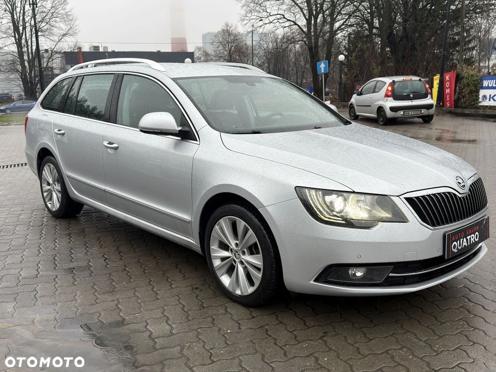 Skoda Superb 2.0 TDI Green tec 4x4 DSG Ambition - 2