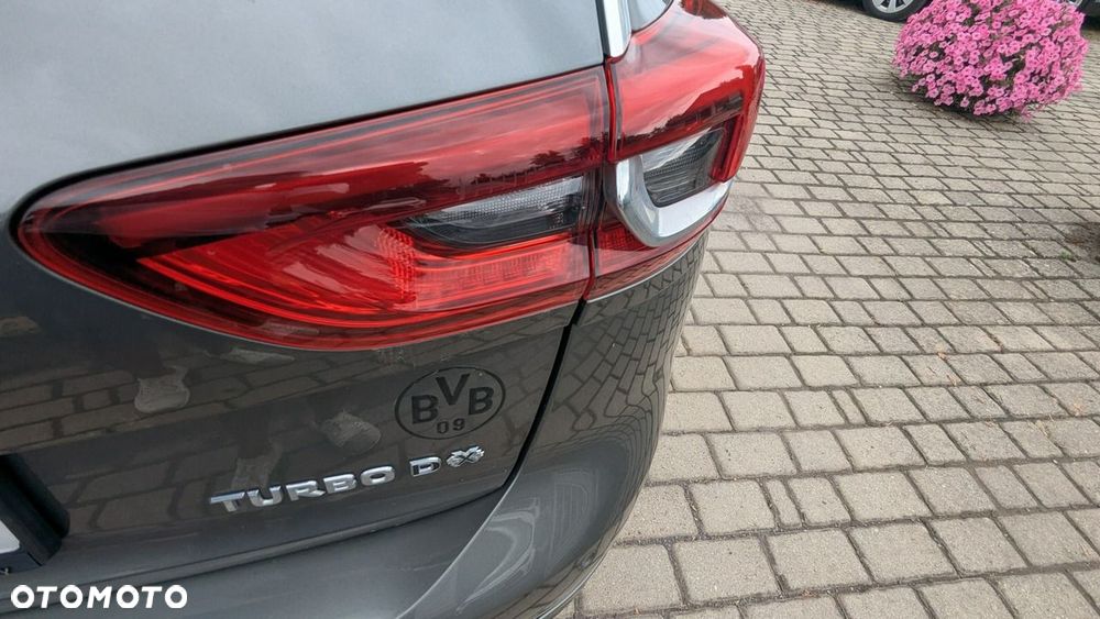 Opel Insignia - 15