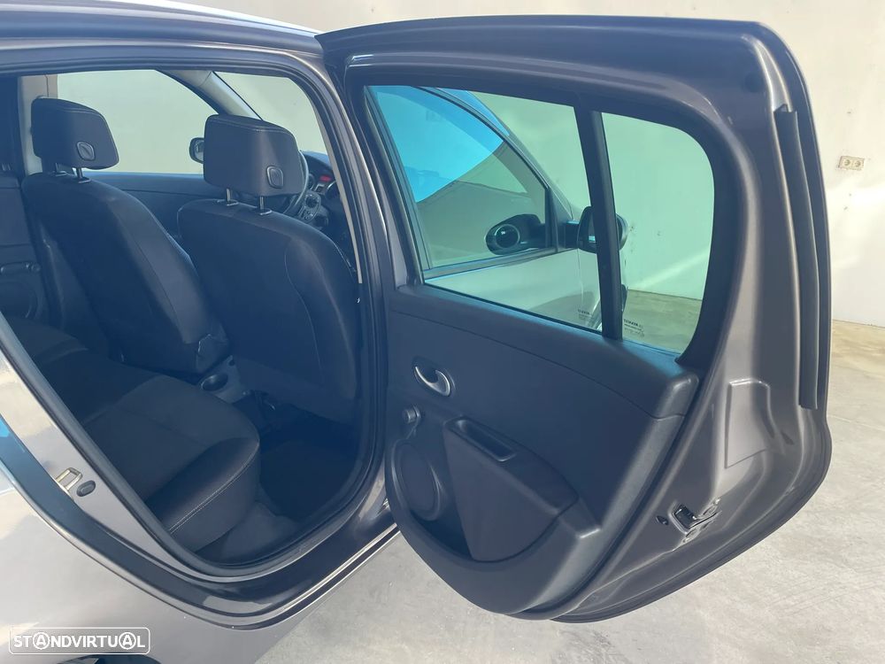 Renault Clio 1.2 16V Dynamique - 17