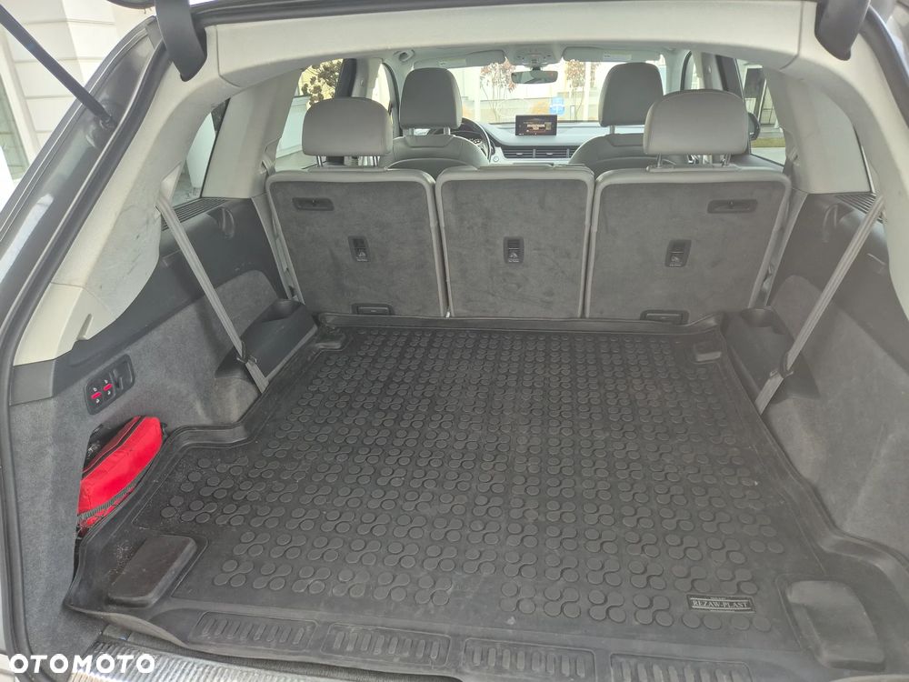 Audi Q7 - 3