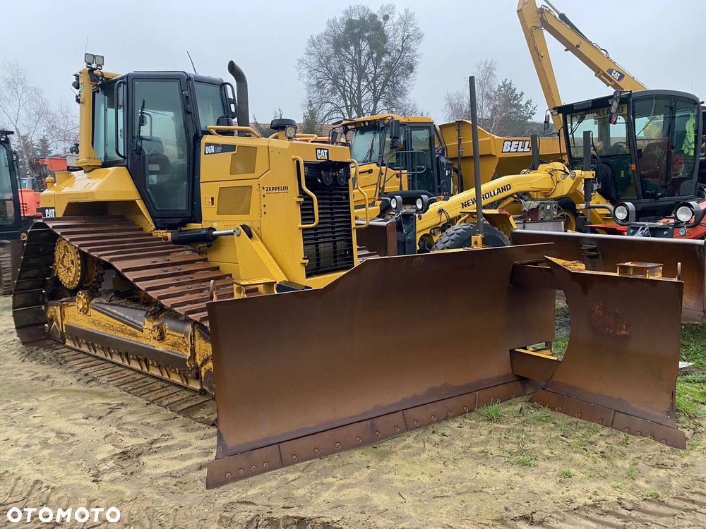Caterpillar CAT D6N LGP, 2017 ROK, 8200 MTH, Z NIEMIEC, - 2