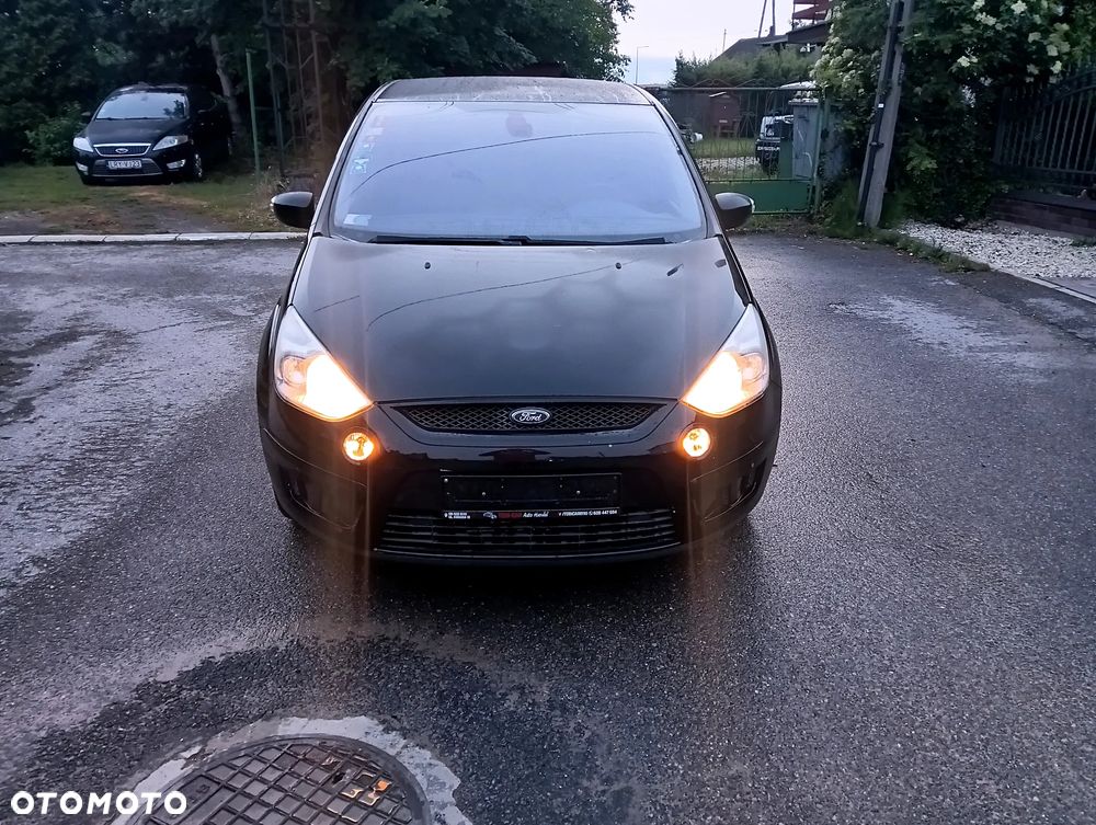 Ford S-Max 2.5 Titanium - 28
