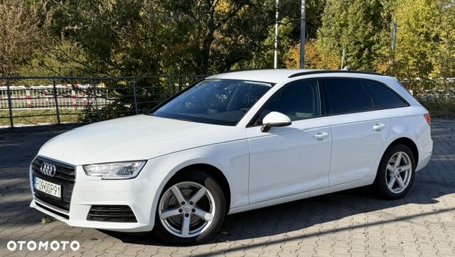 Audi A4 Avant - 10