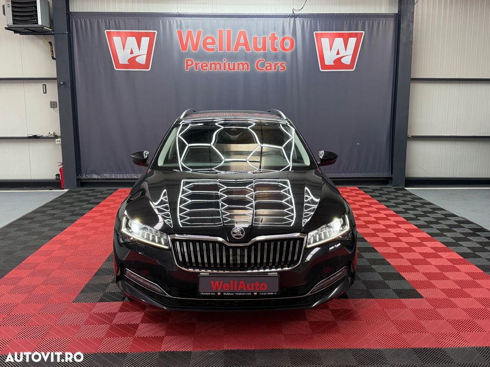 Skoda Superb 2.0 TDI DSG Ambition - 1