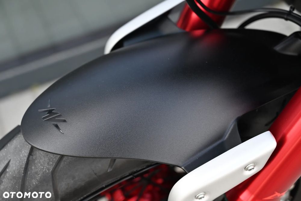 MV AGUSTA Brutale - 21