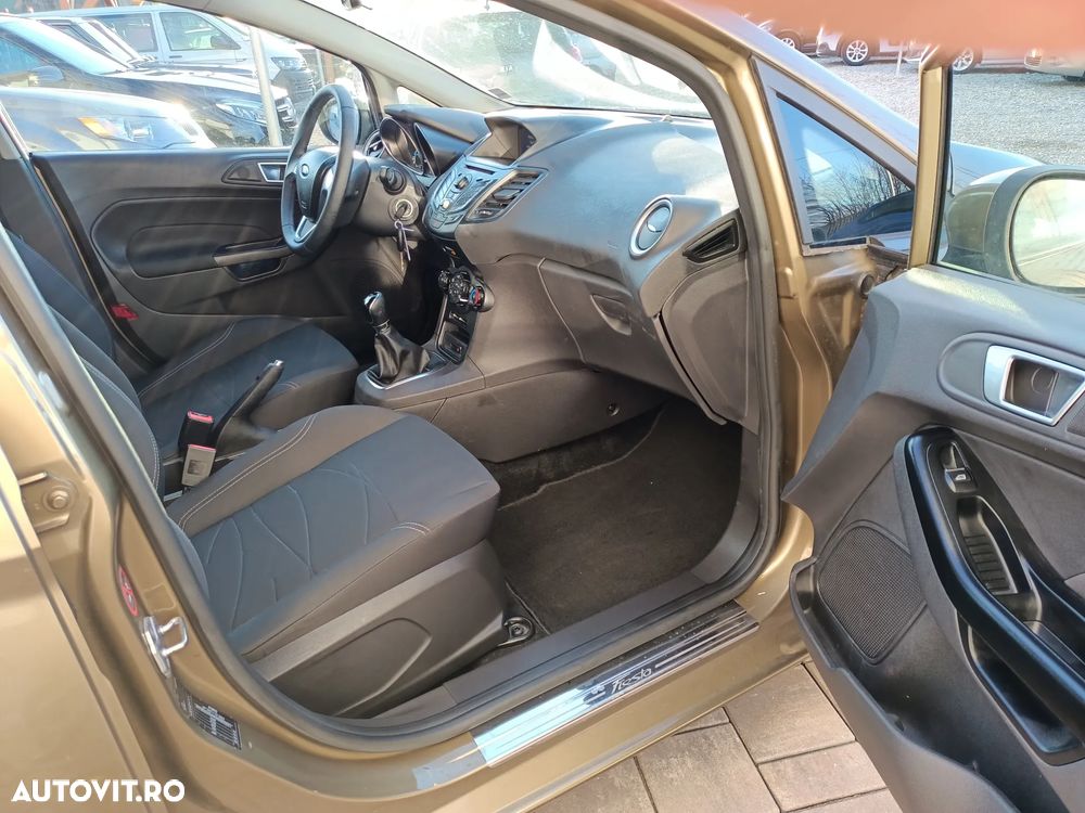 Ford Fiesta - 21