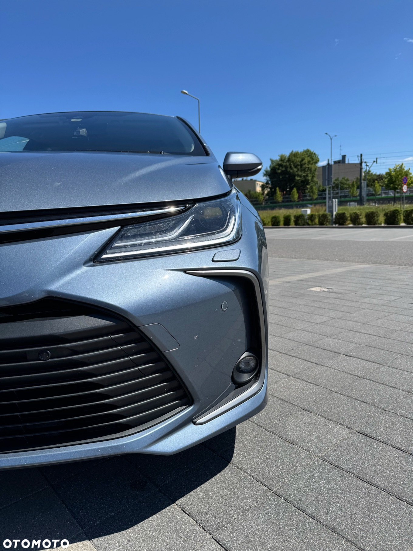 Toyota Corolla - 12