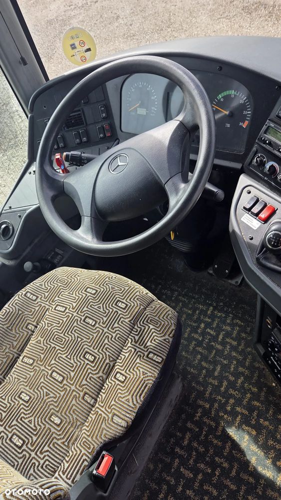 Mercedes-Benz Intouro - 11