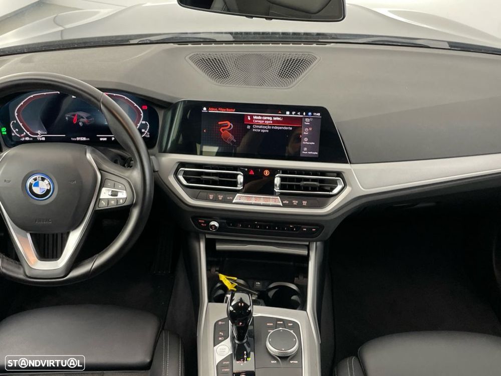 BMW 320 e Auto - 10