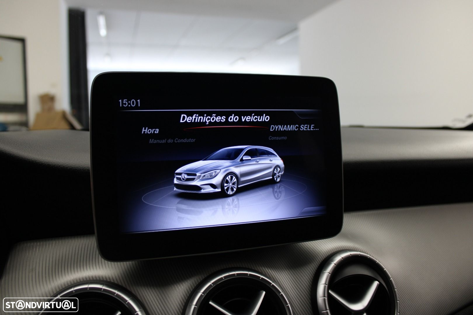 Mercedes-Benz CLA 180 d Shooting Brake AMG Line Aut. - 19