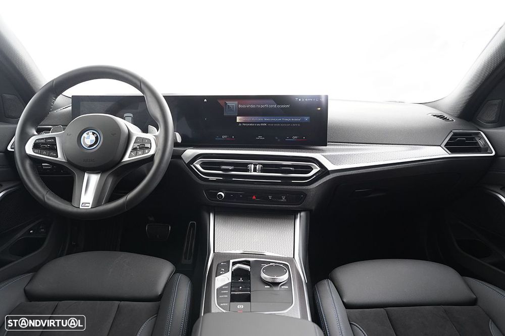 BMW 330 e Pack Desportivo M Auto - 9