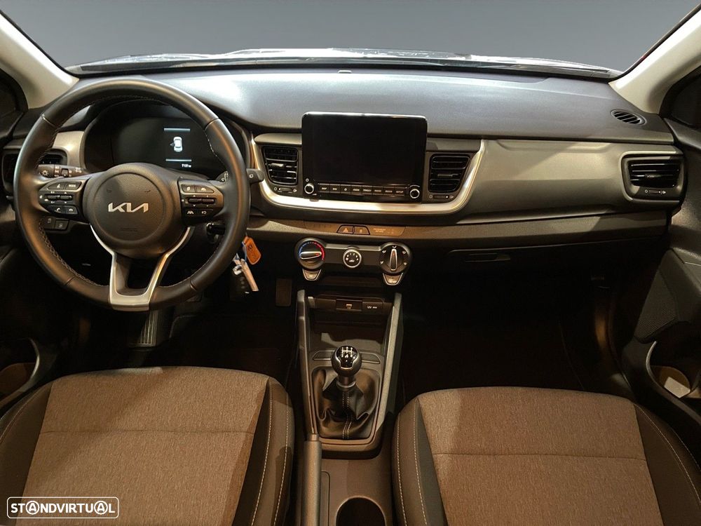 Kia Stonic 1.2 MPi Dynamic - 11